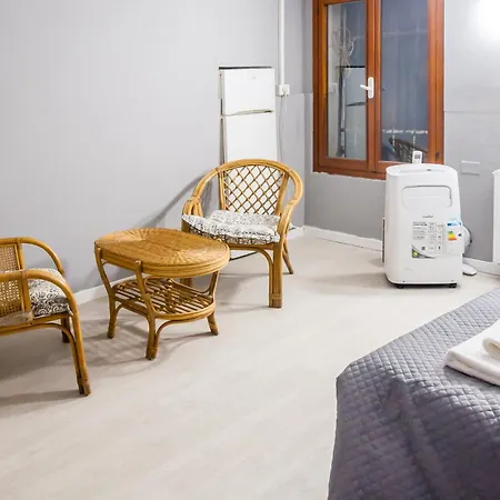 Bed & Breakfast With Private Bathrooms Diedo 2
